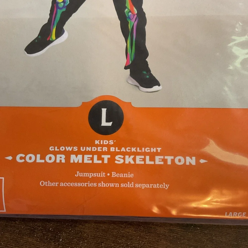 Color Melt Skeleton Halloween Costume Kids Size L (10-12) Glows Under Blacklight